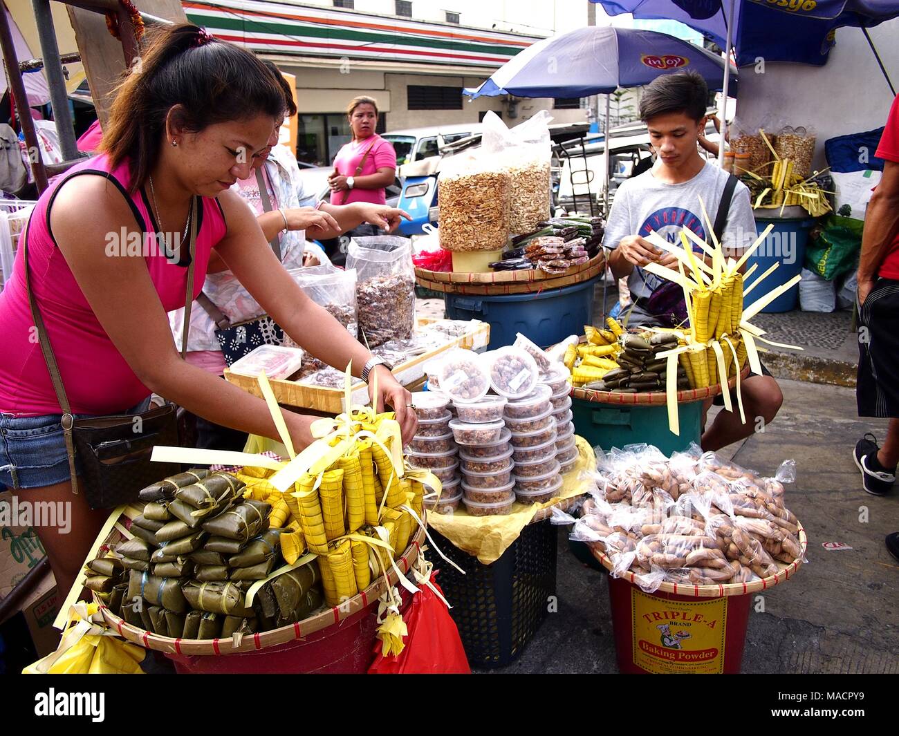 Manila Street Food Stock Photos & Manila Street Food Stock Images - Alamy