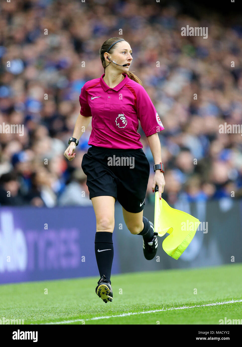 Assistant referee Sian Massey-Ellis during the Premier League match at the AMEX Stadium, Brighton. PRESS ASSOCIATION Photo. Picture date: Saturday March 31, 2018. See PA story SOCCER Brighton. Photo credit should read: Gareth Fuller/PA Wire. RESTRICTIONS: No use with unauthorised audio, video, data, fixture lists, club/league logos or 'live' services. Online in-match use limited to 75 images, no video emulation. No use in betting, games or single club/league/player publications. Stock Photo