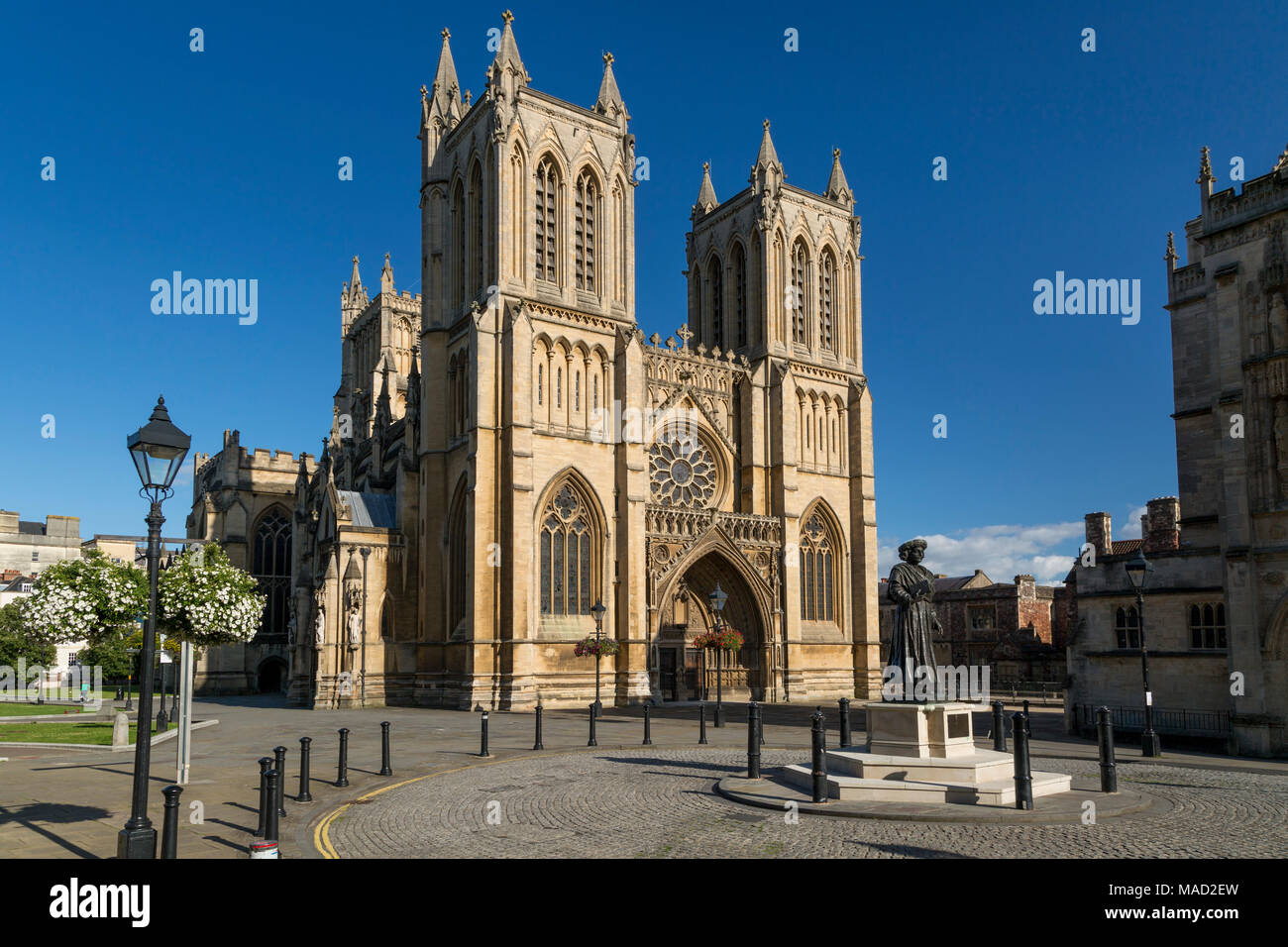 Rajah Rammohun Roy statue below Bristol Cathedral (Cathedral Church of the Holy and Undivided Trinity), Bristol, England Stock Photo
