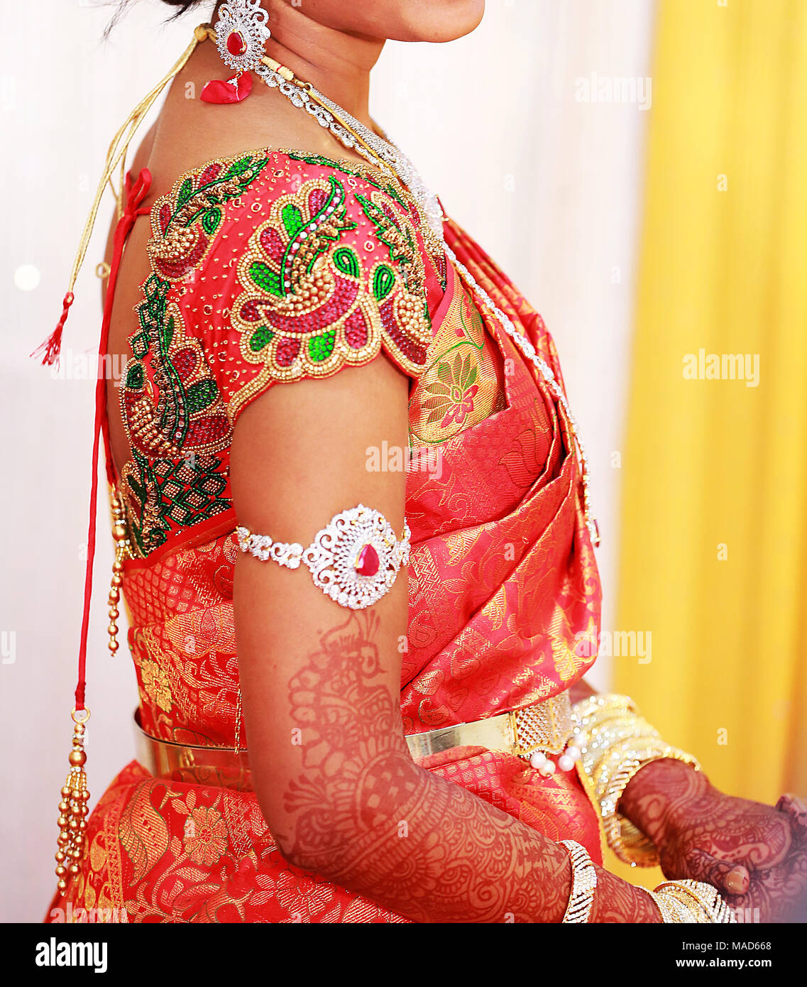 Traditional Young bride in wedding dress Stock Photo - Alamy