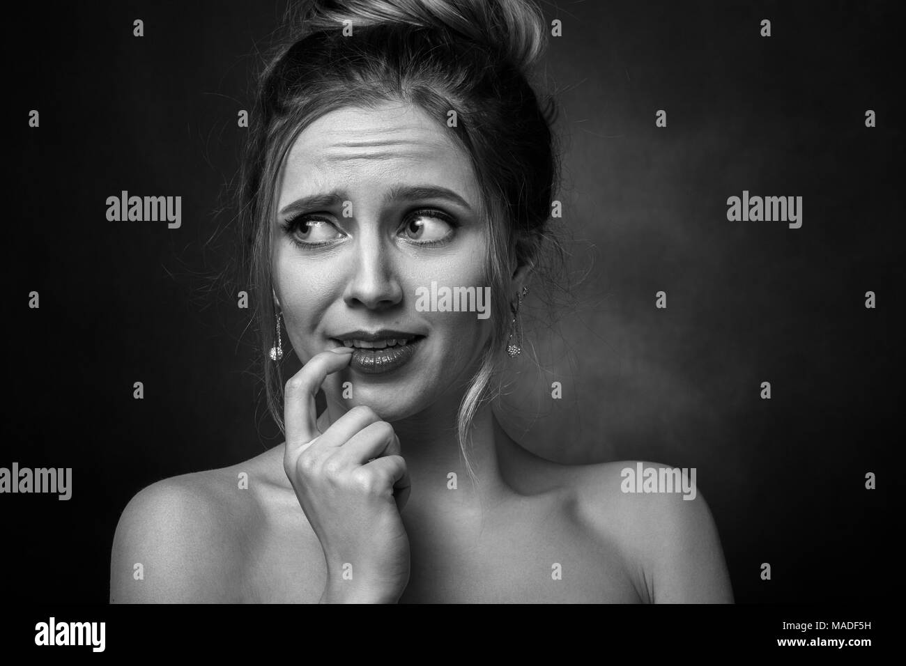 Posing on finger Black and White Stock Photos & Images Alamy