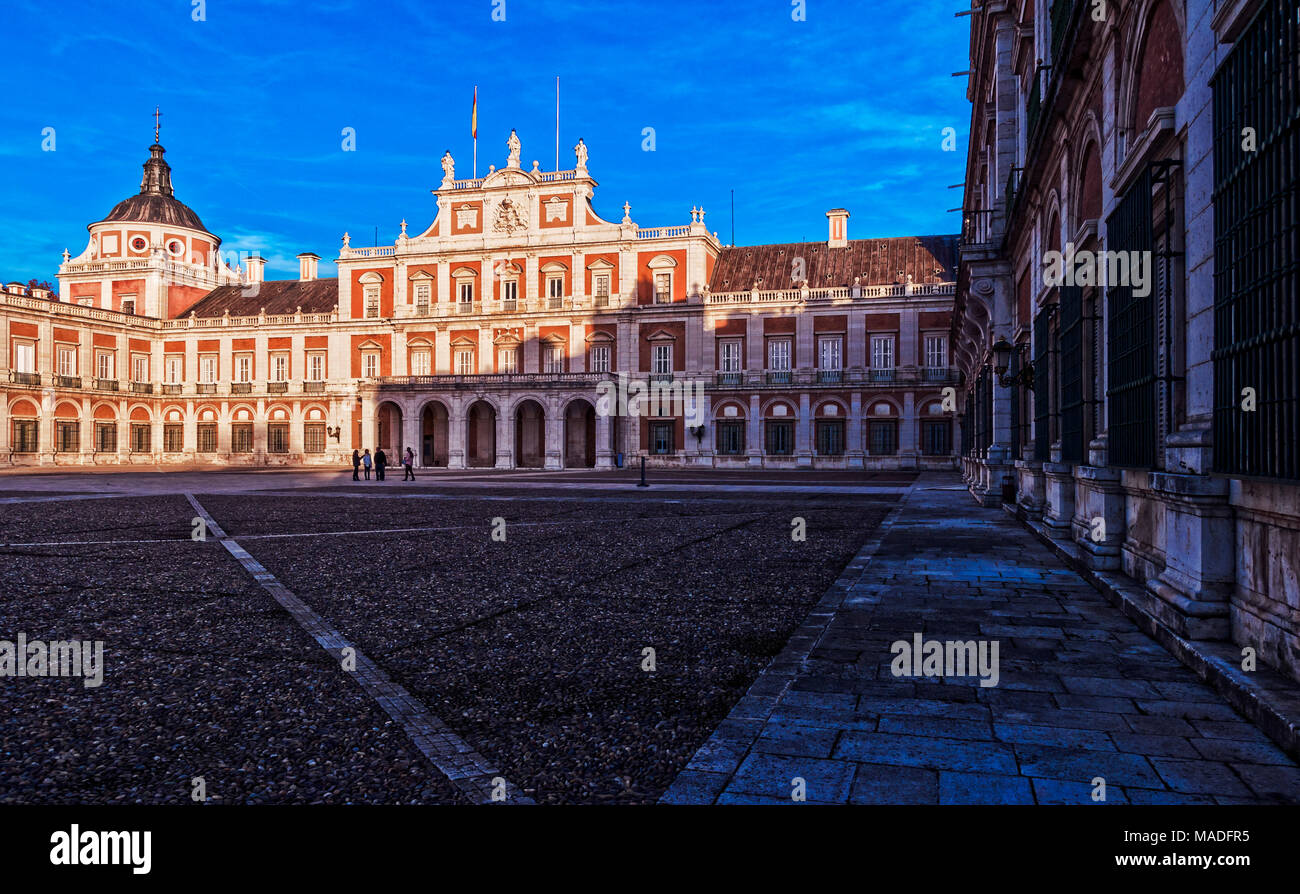Patio de armas del Palacio Real de Aranjuez. Madrid. España Stock Photo