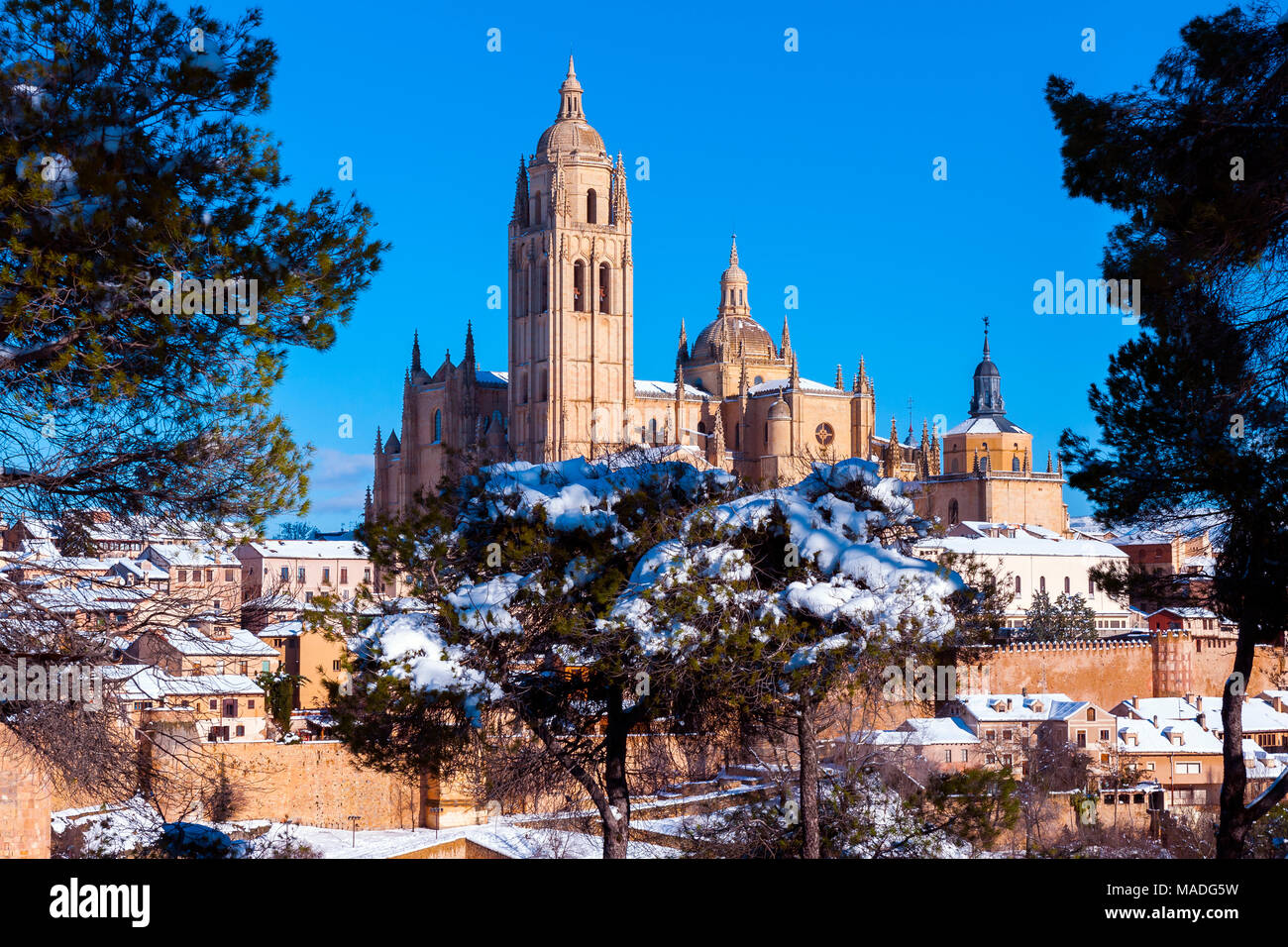 Catedral, muralla y Judería. Segovia. Castilla León. España Stock Photo