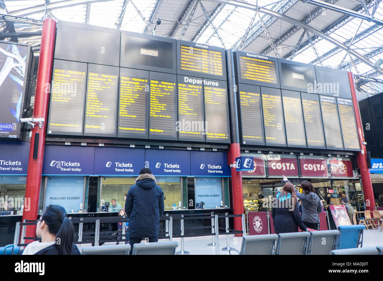 Liverpool Train Lime Street,train,station,rail,transport,hub,Liverpool,Merseyside ...