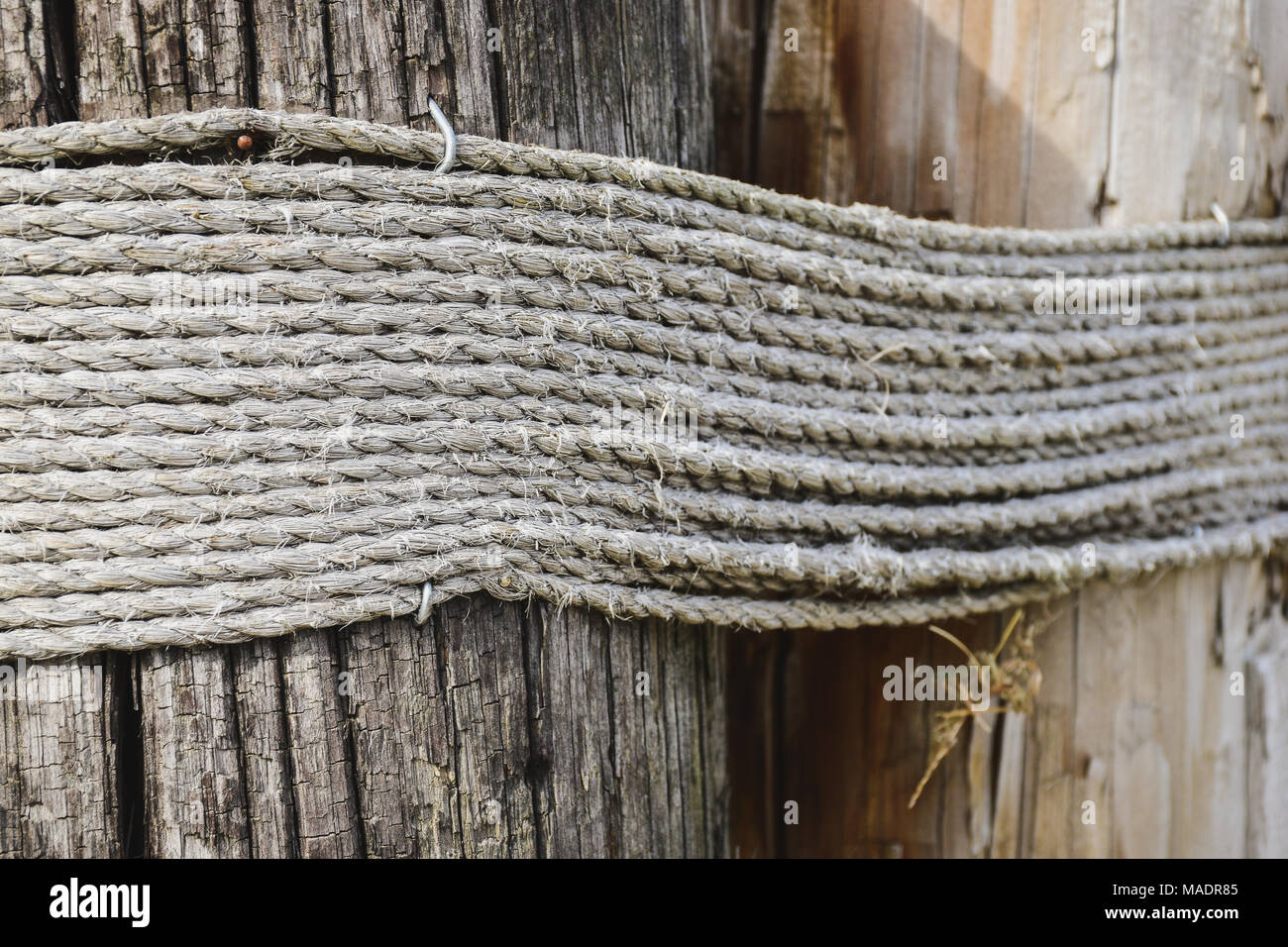 Rope wrapped around pole hires stock photography and images Alamy