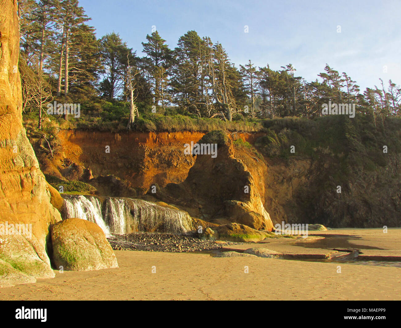 Hug Point Or Map Hug Point at Pacific Coast in OR Stock Photo - Alamy