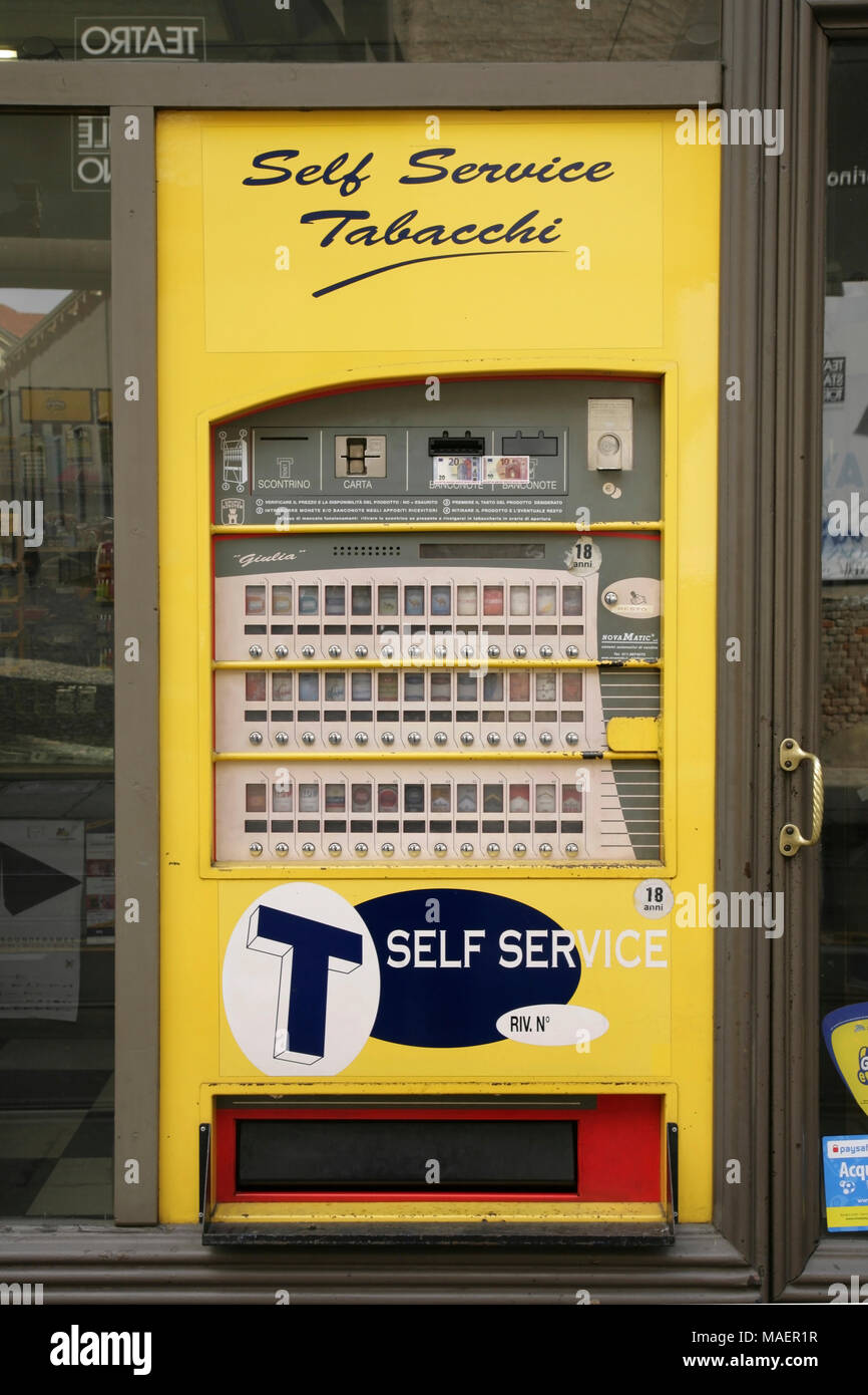 24hour cigarette vending machine, Turin, Italy Stock Photo Alamy