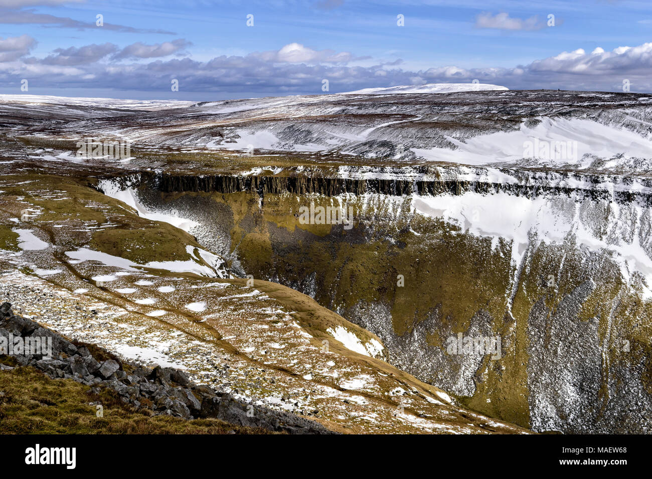 Looking down on High Cup Nick and the Pennine Way Stock Photo