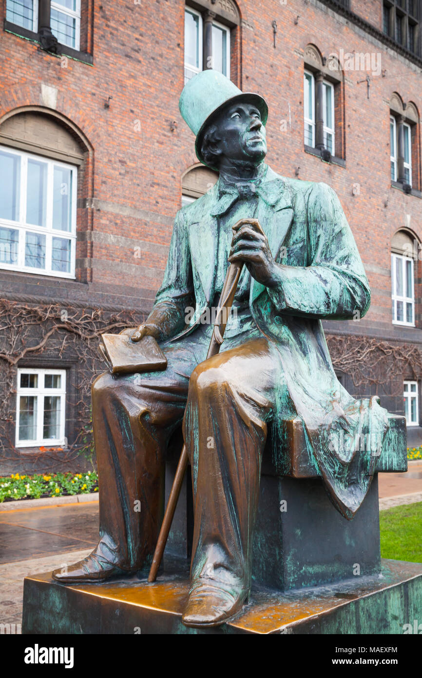 Statue of Hans Christian Andersen outside City Hall of Copenhagen, Denmark Stock Photo