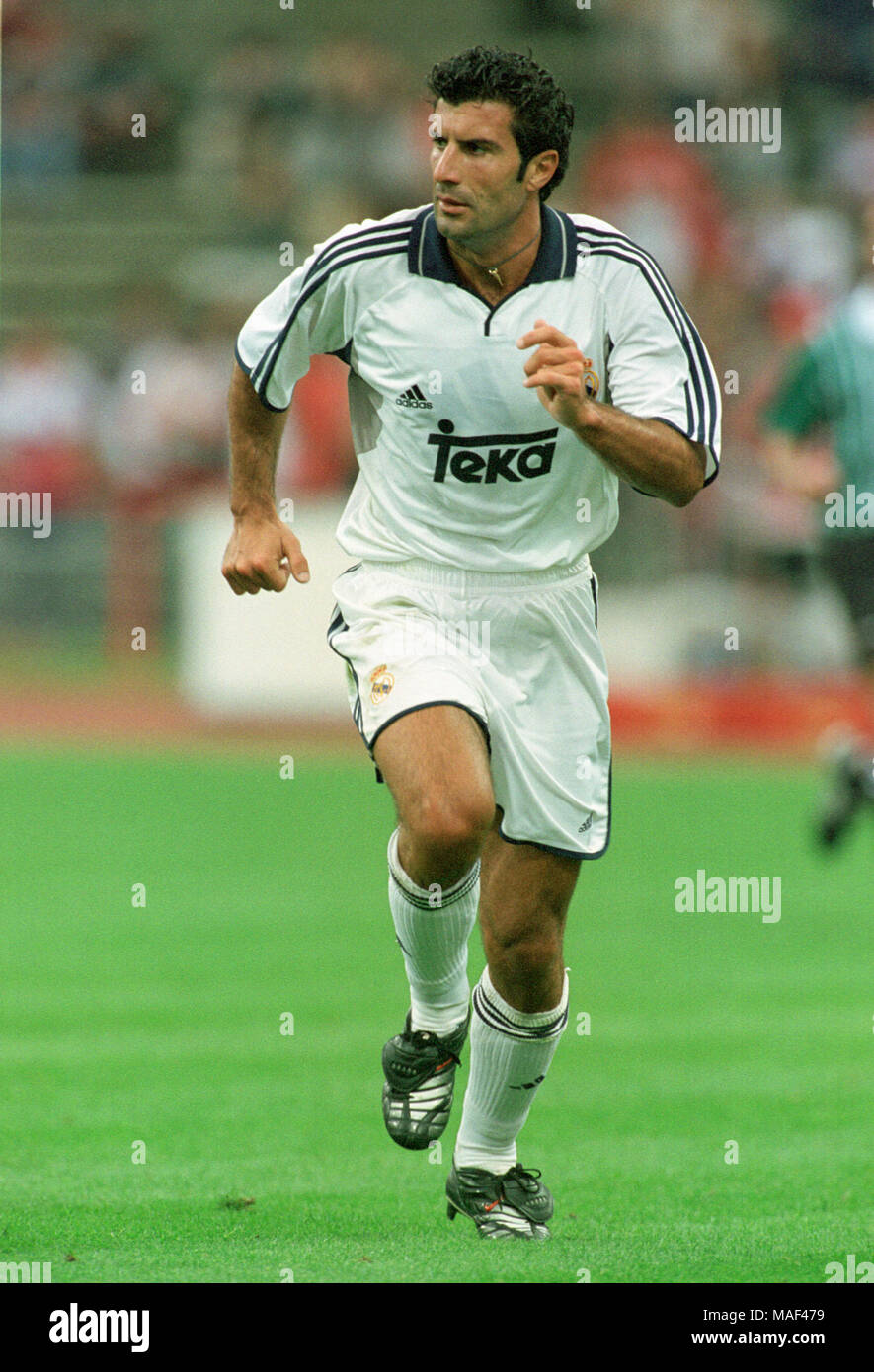 914 Luis Figo Real Madrid Photos & High Res Pictures - Getty Images