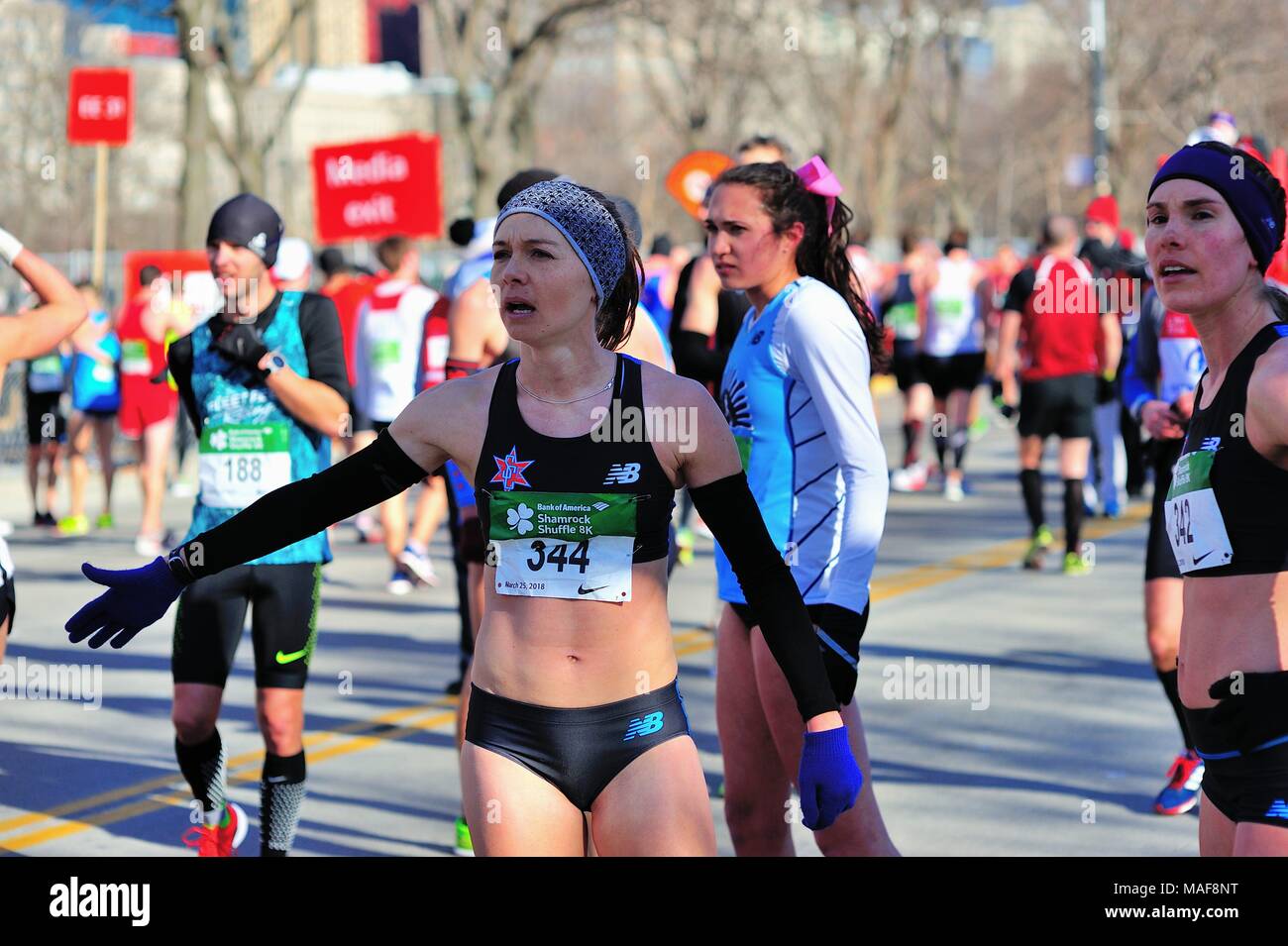 Women runners hi-res stock photography and images - Alamy