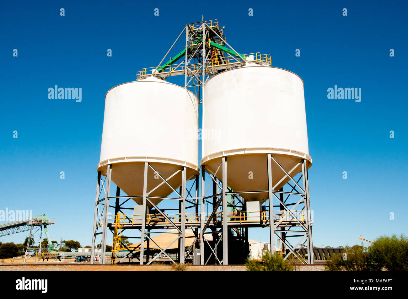 Grain Storage Silos Stock Photo Alamy
