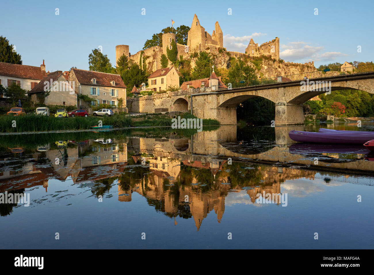 Angles-sur-l'Anglin is a commune in the Vienne department in the Nouvelle-Aquitaine region in western France. Stock Photo