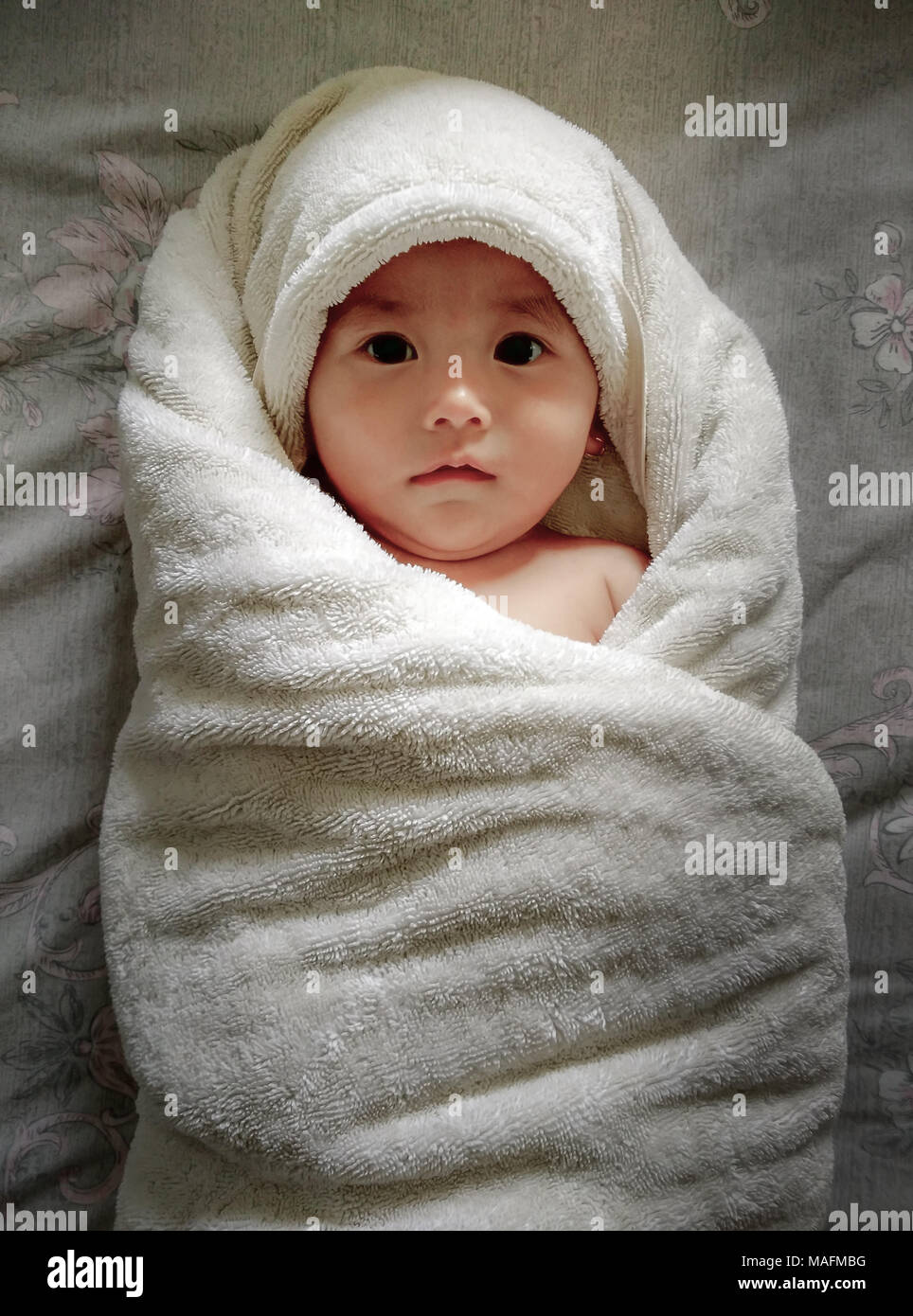 baby girl bath towels