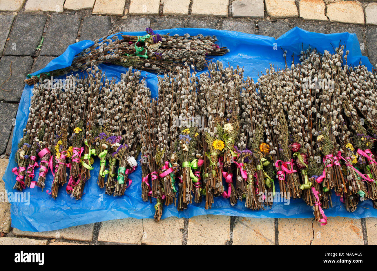 Kiev, Ukraine. 1 st Apr, 2018. Decorated branches of pussy willow for sale in front of the St. Michael´s golden-domed monastery in Kiev, Ukraine. Credit: Jukka Palm/Alamy Live News. Credit: Jukka Palm/Alamy Live News Stock Photo