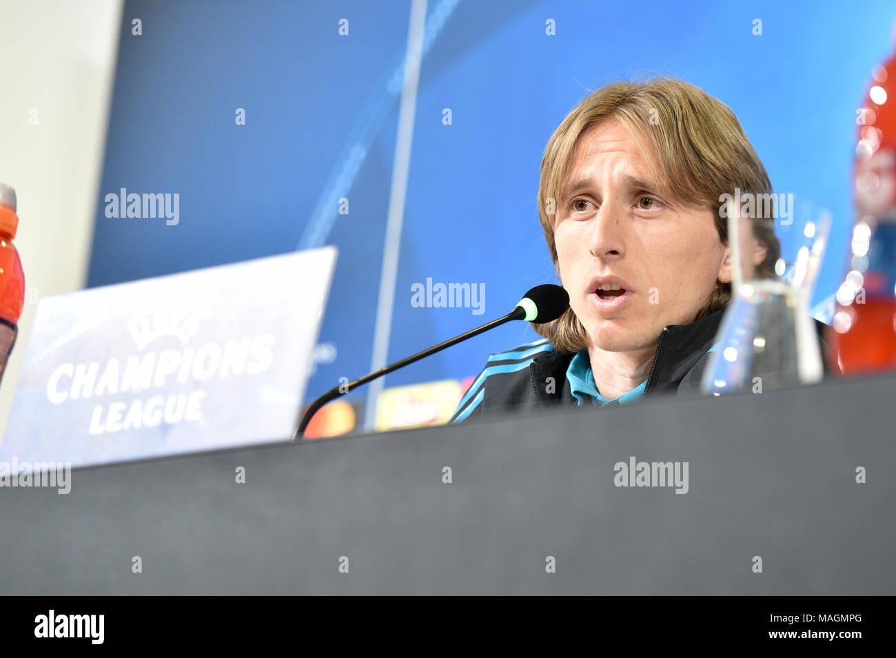 Luka modric real madrid club de futbol hi-res stock photography and ...