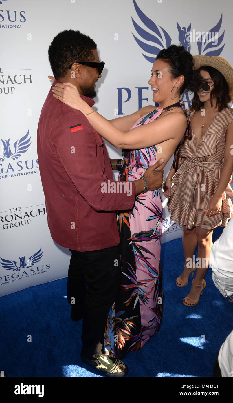 Emmanuelle Chriqui Usher Raymond In High Resolution Stock Photography And Images Alamy