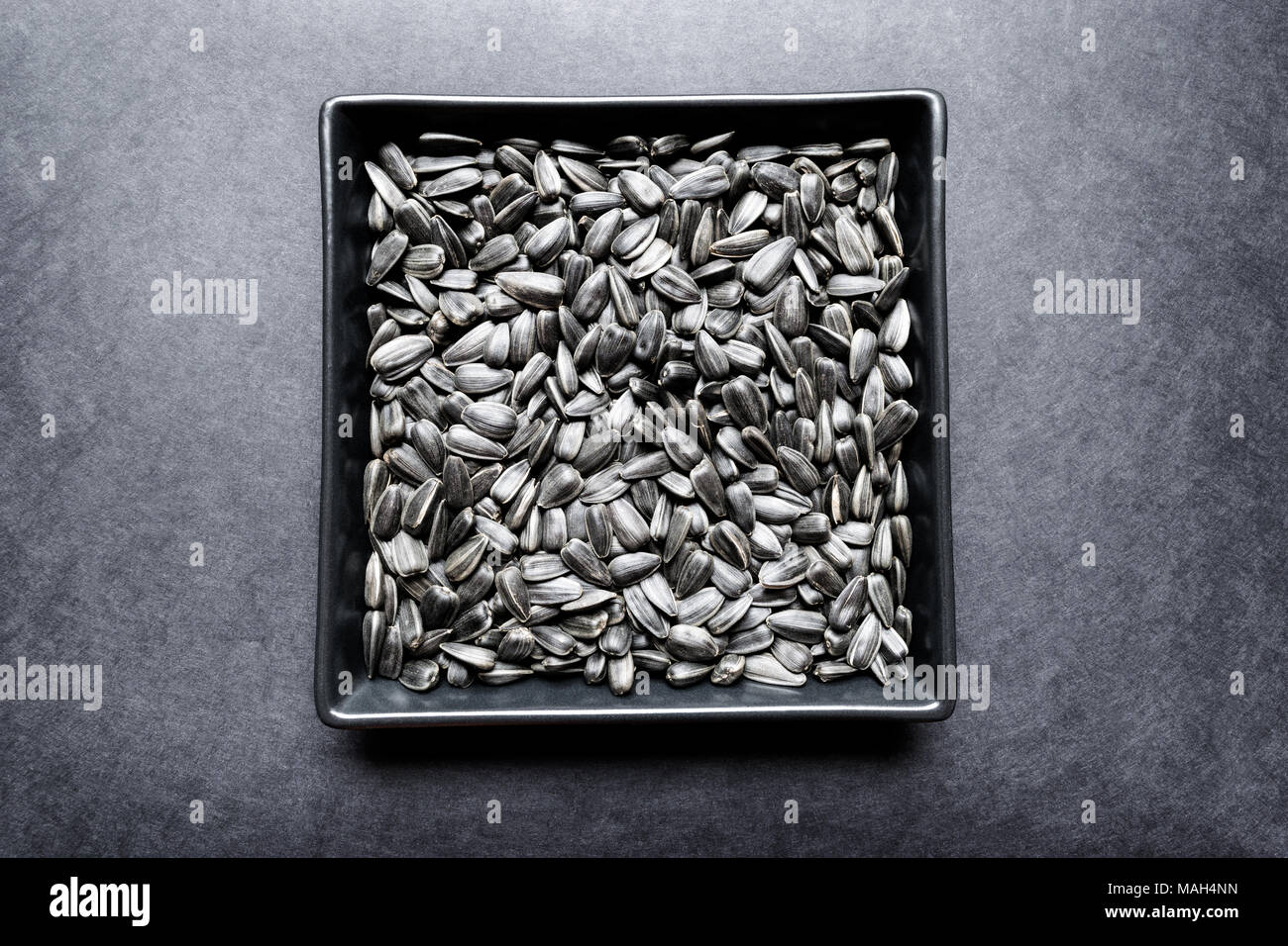 Sunflower seeds in peel close hi-res stock photography and images - Alamy