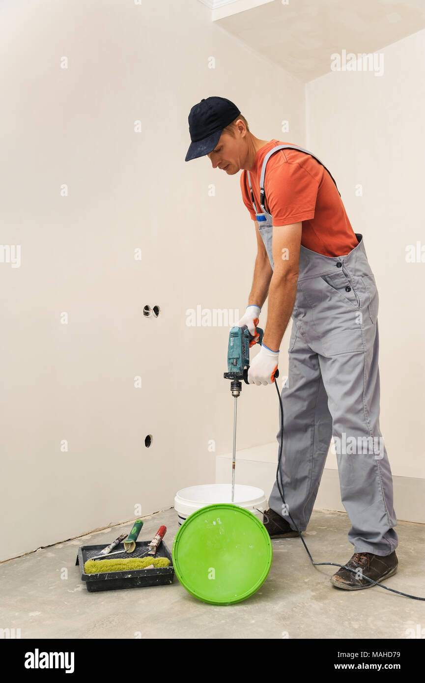 Stir paint hires stock photography and images Alamy
