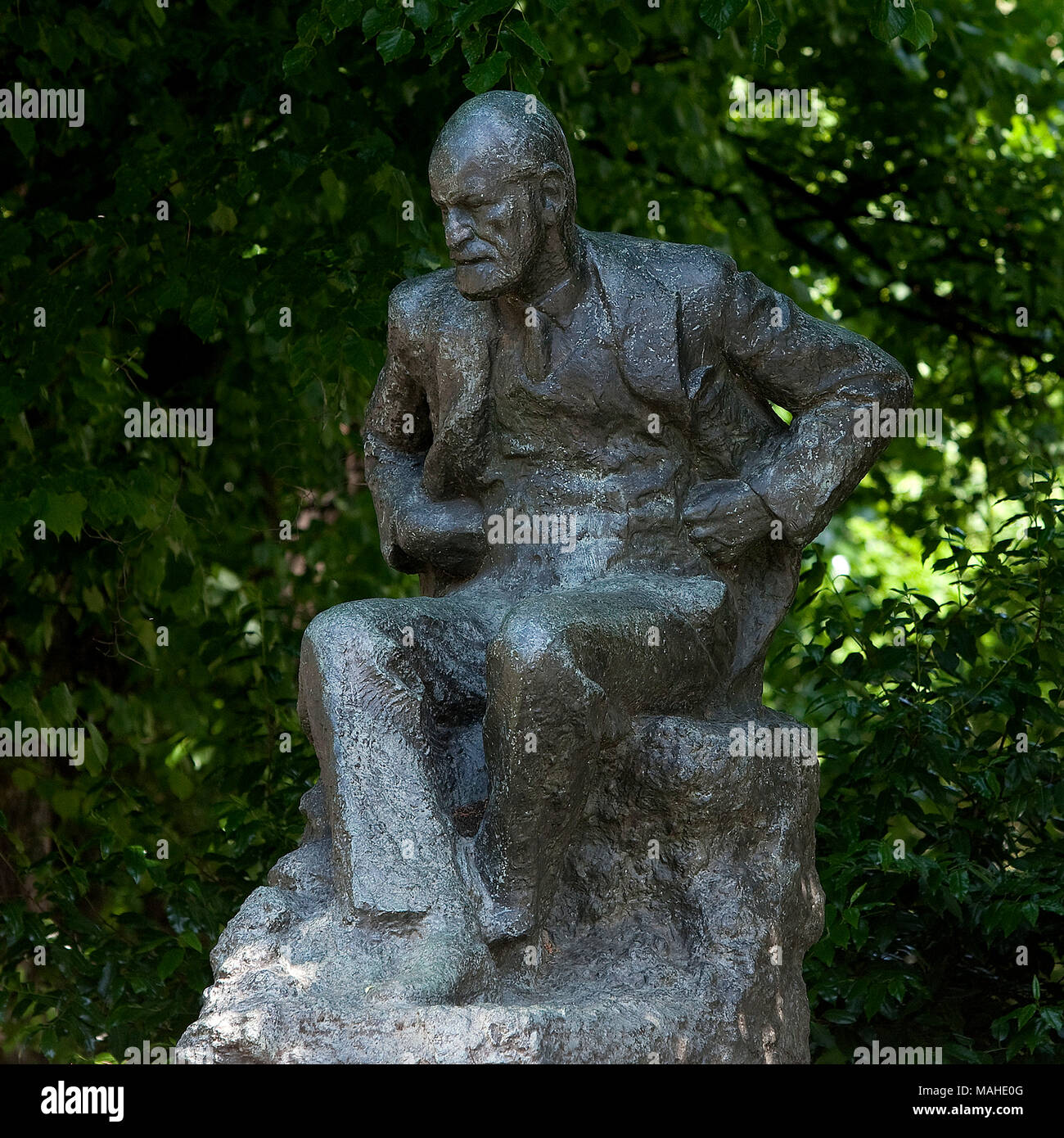 Oscar nemon hires stock photography and images Alamy