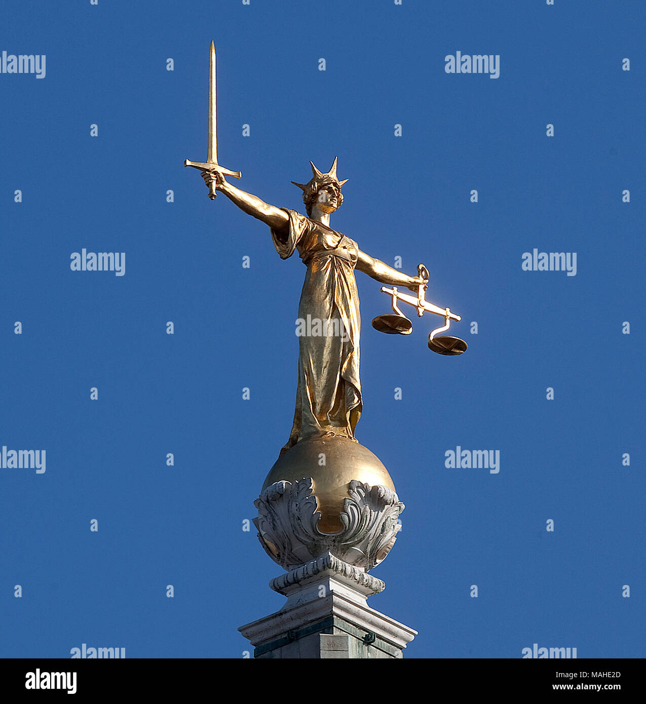 British legal system hi-res stock photography and images - Alamy