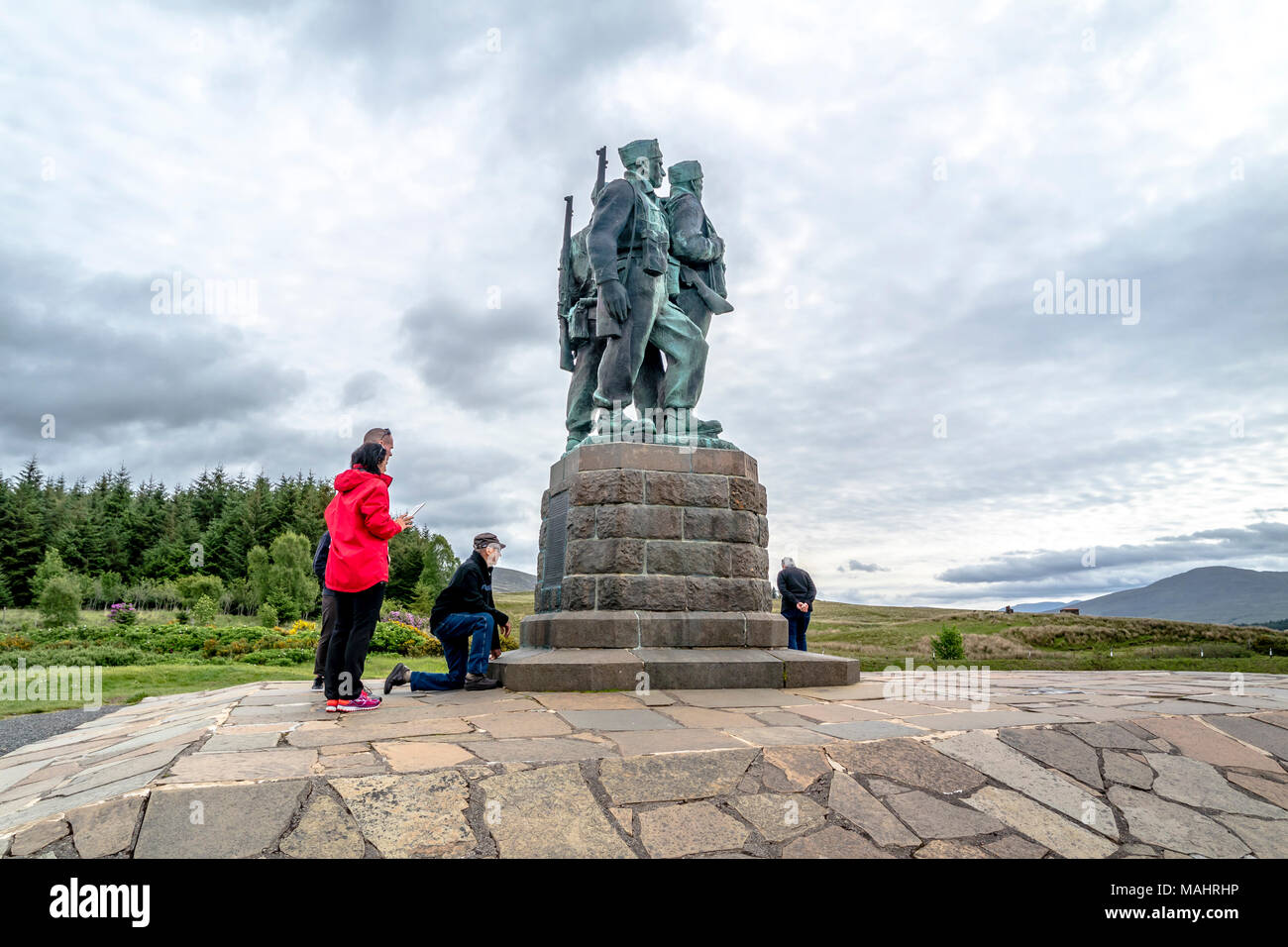 spean-bridge-scotland-may-31-2017-a-memorial-dedicated-to-the-men