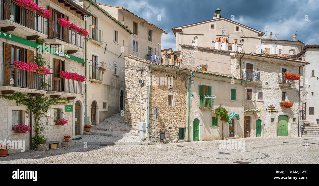 Alfedena Civitella High Resolution Stock Photography and Images Alamy
