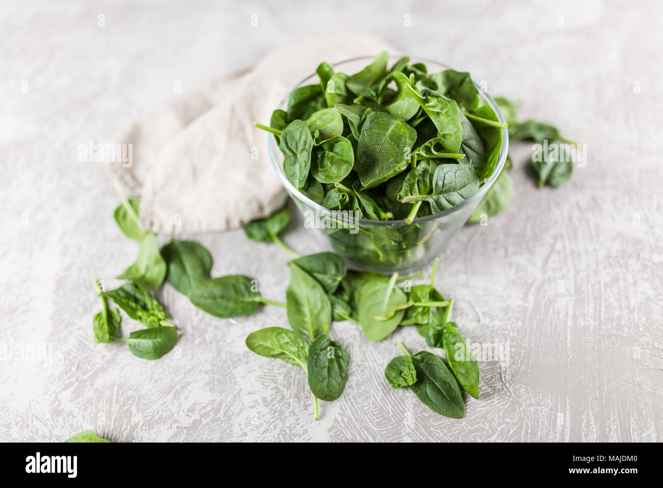 Baby spinach leaves Stock Photo - Alamy