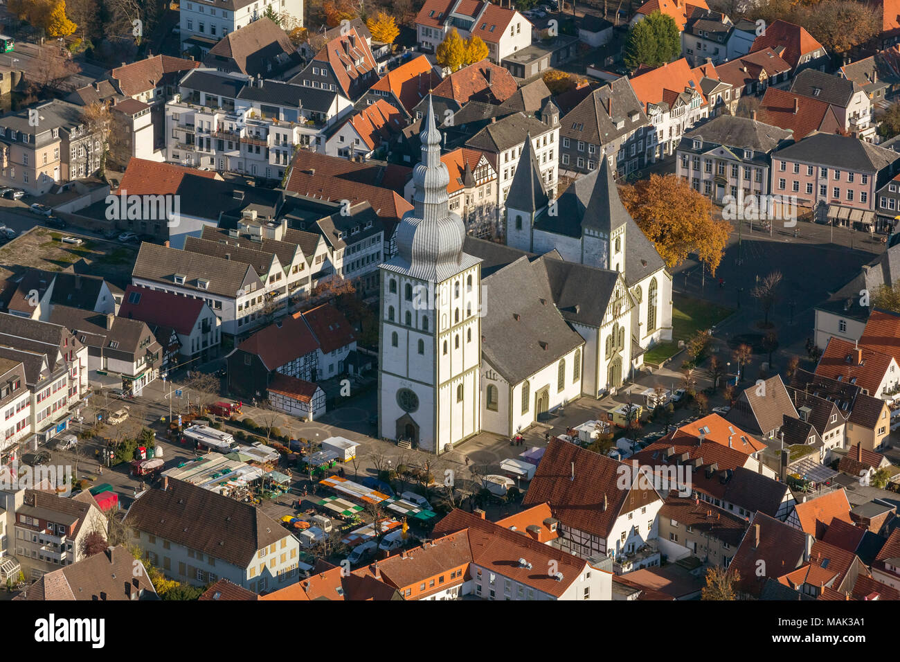 Marktplatz Mit Lippstadter Marienkirche Hi-res Stock Photography And ...