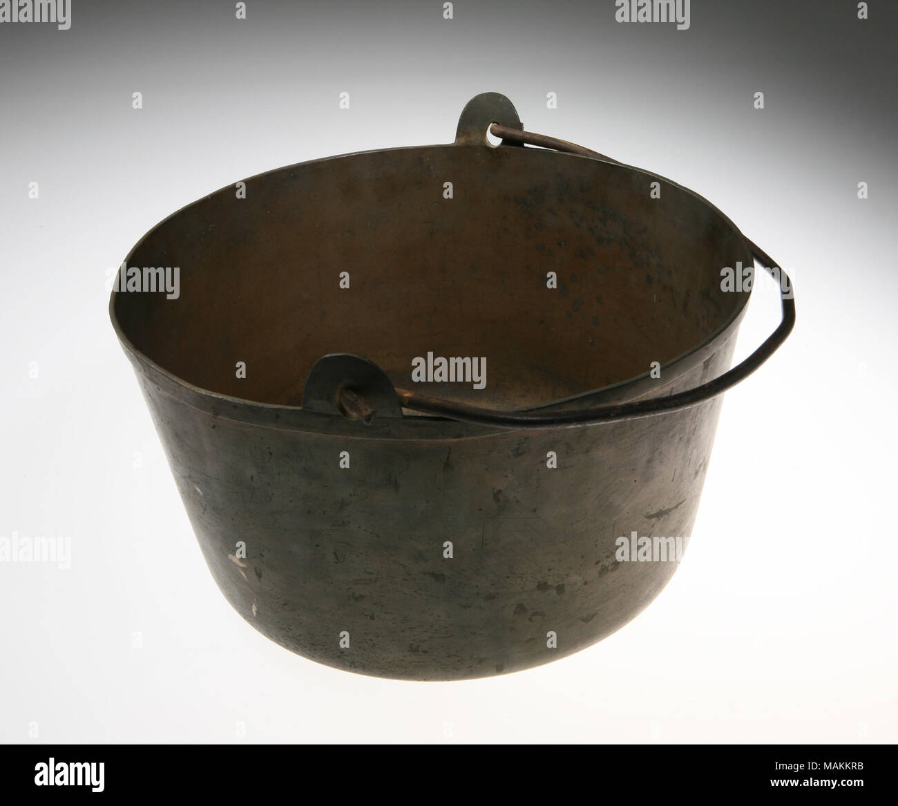 Kettle used during the civil war hires stock photography and images
