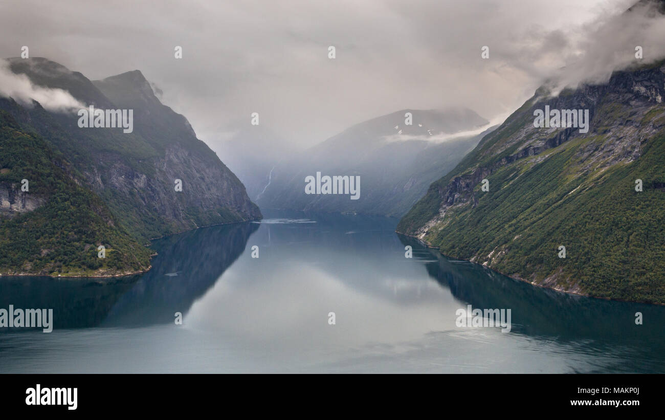 Geiranger hellesylt hires stock photography and images Alamy
