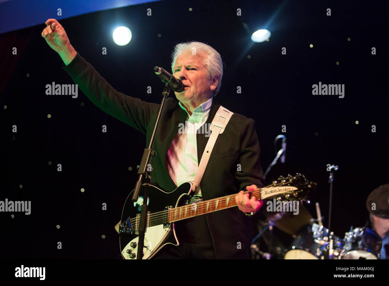 Nantwich, Cheshire, UK. 2nd April, 2018. Mike Pender from The Searchers performs live at the Nantwich Civic Hall as part of the Oh Boy It's the non-stop Sixties show during the 22nd Nantwich Jazz, Blues and Music Festival. Credit: Simon Newbury/Alamy Live News Stock Photo