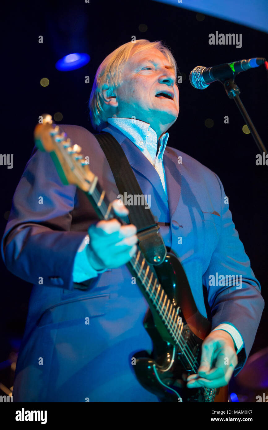 Nantwich, Cheshire, UK. 2nd April, 2018. Eddie Wheeler of Vanity Fare performs live at the Nantwich Civic Hall as part of the Oh Boy It's the non-stop Sixties show during the 22nd Nantwich Jazz, Blues and Music Festival. Credit: Simon Newbury/Alamy Live News Stock Photo