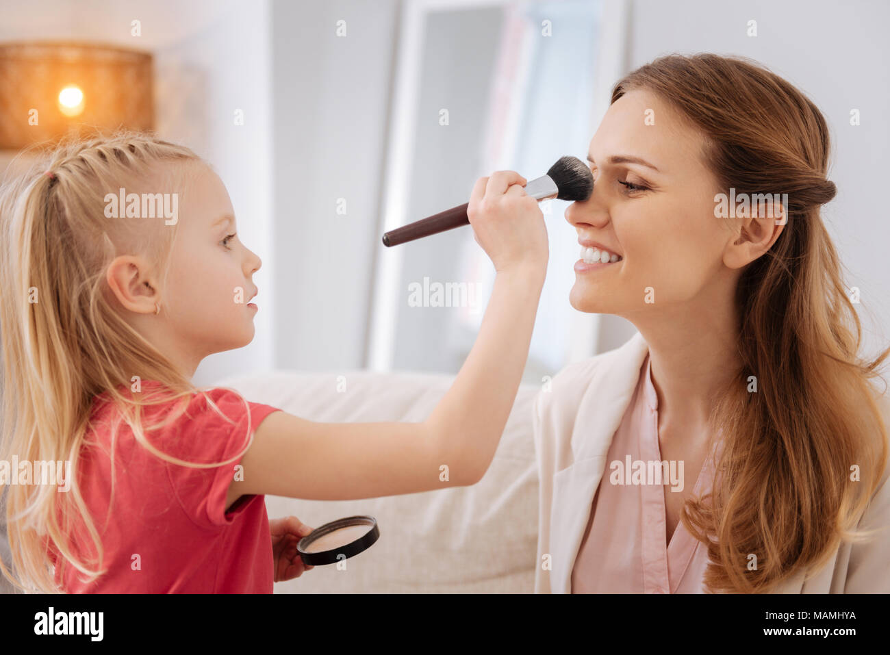 Close up girl applying hi-res stock photography and images - Alamy