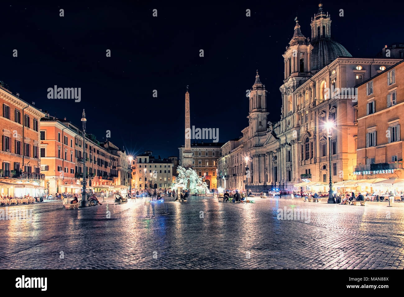 Rome piazza navona night hi-res stock photography and images - Alamy