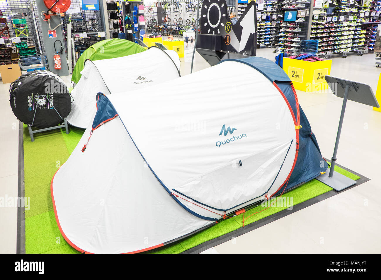 Decathlon tent hi-res stock photography and images - Alamy