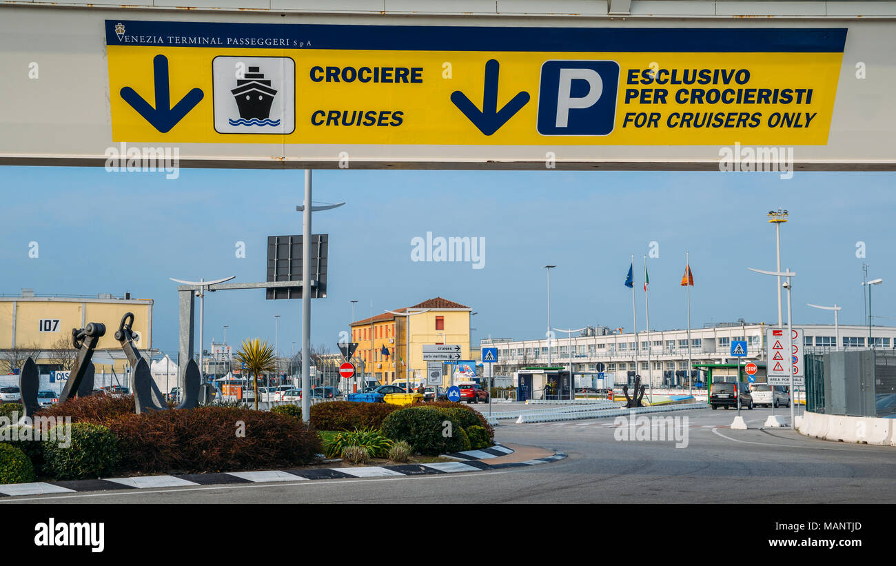 Entrance to Venice and maritime cruise terminal Stock Photo - Alamy