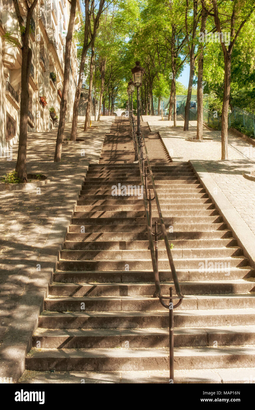 Montmartre steps paris hires stock photography and images Alamy