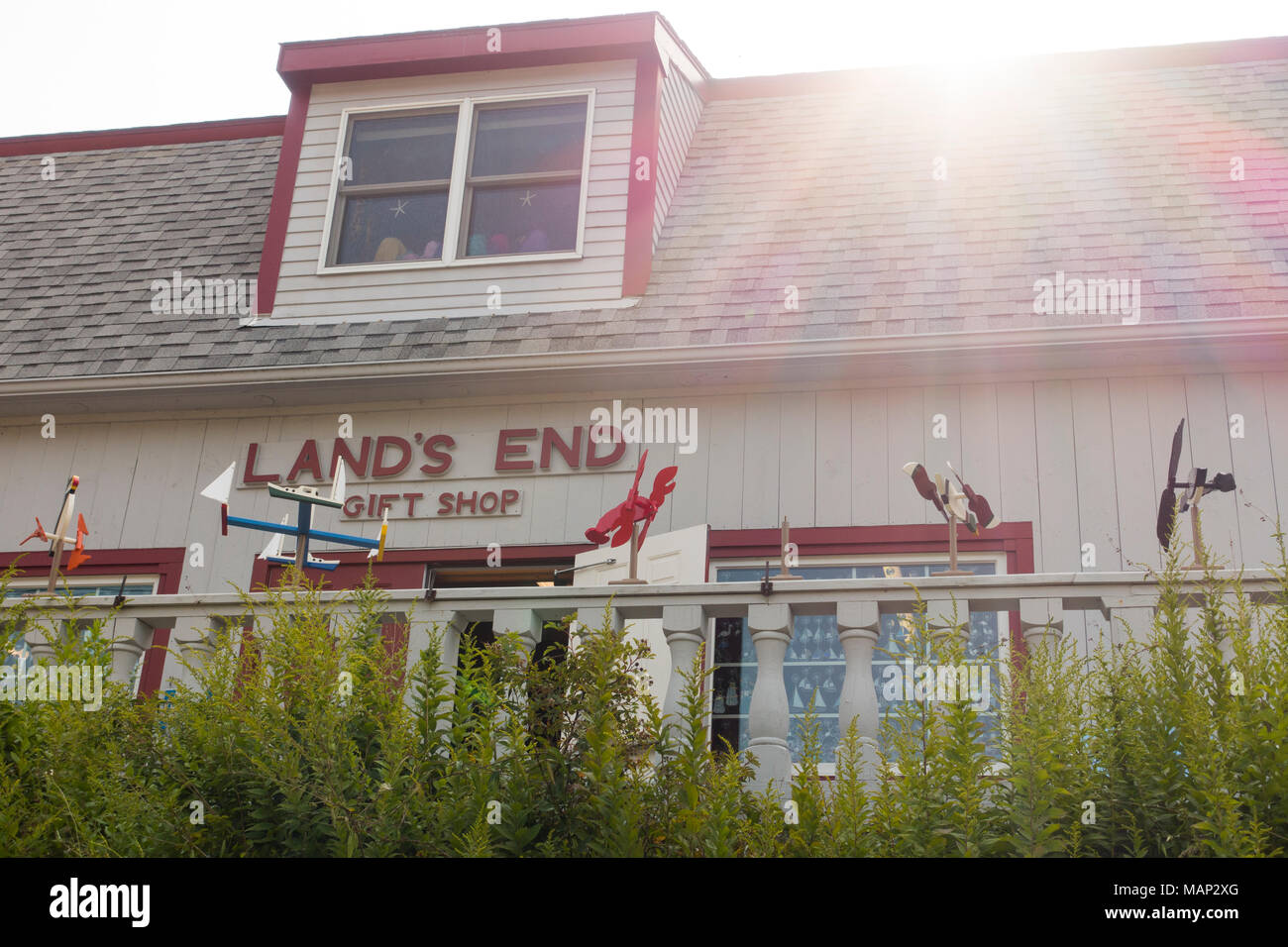 Lands end gift shop hires stock photography and images Alamy