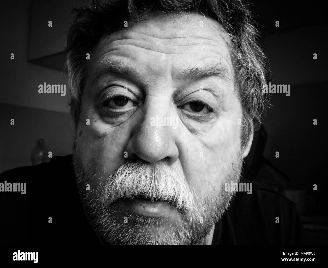 Portrait serious attractive middle Black and White Stock Photos ...