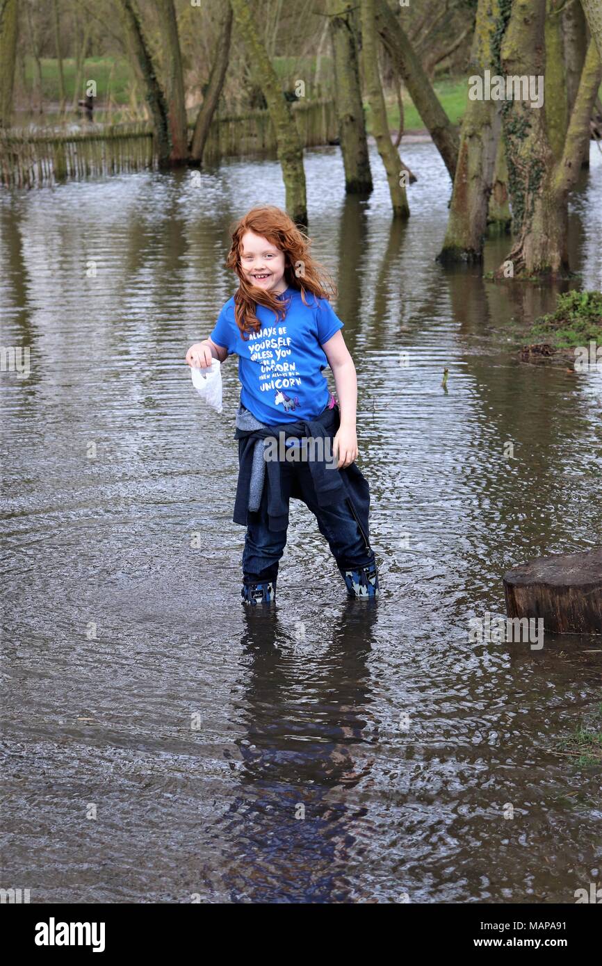 Children paddling in wellies or gum boots hi-res stock photography and  images - Alamy