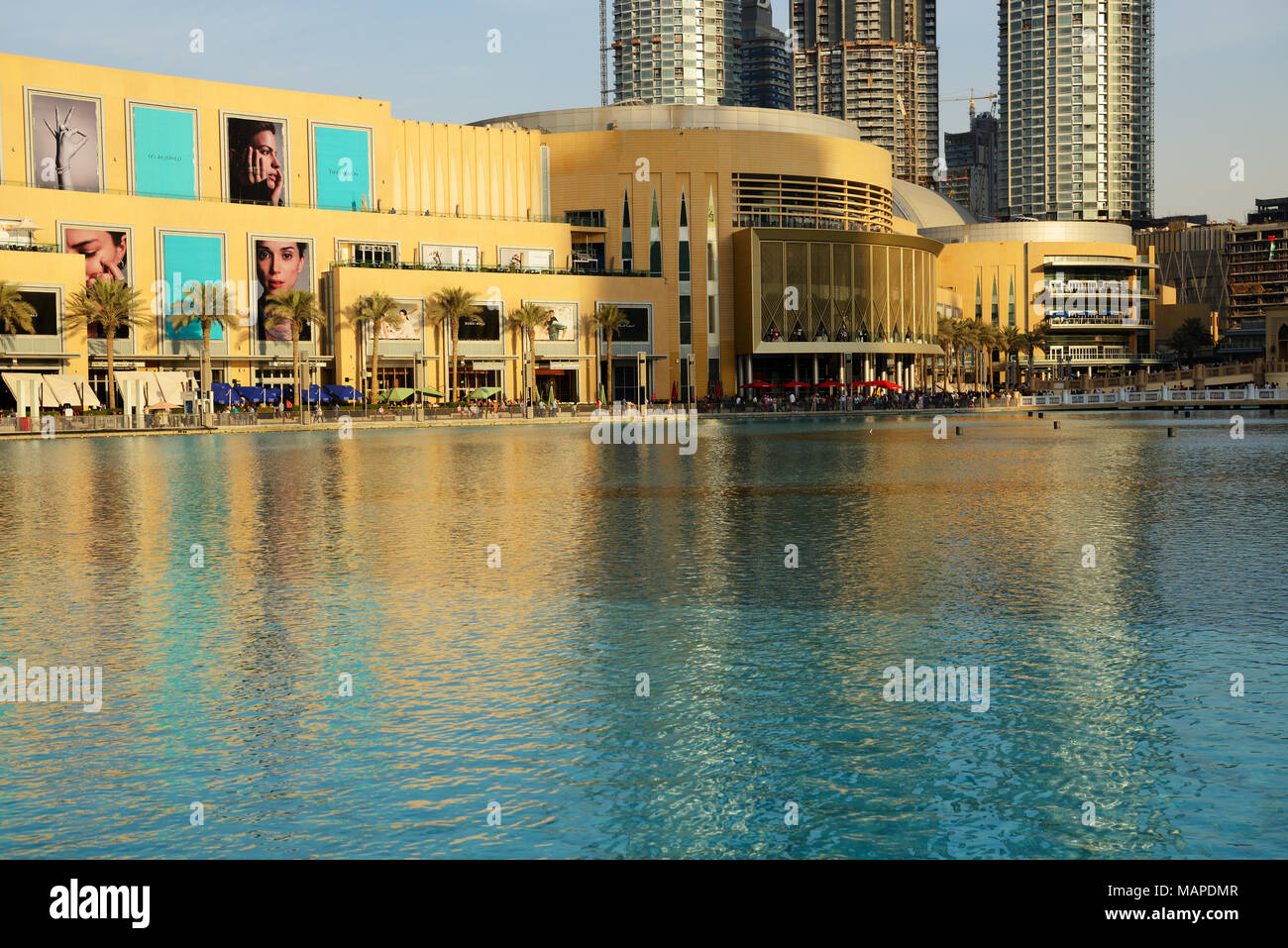 Dubai Uae November 19 The Dubai Mall Is The Worlds Largest