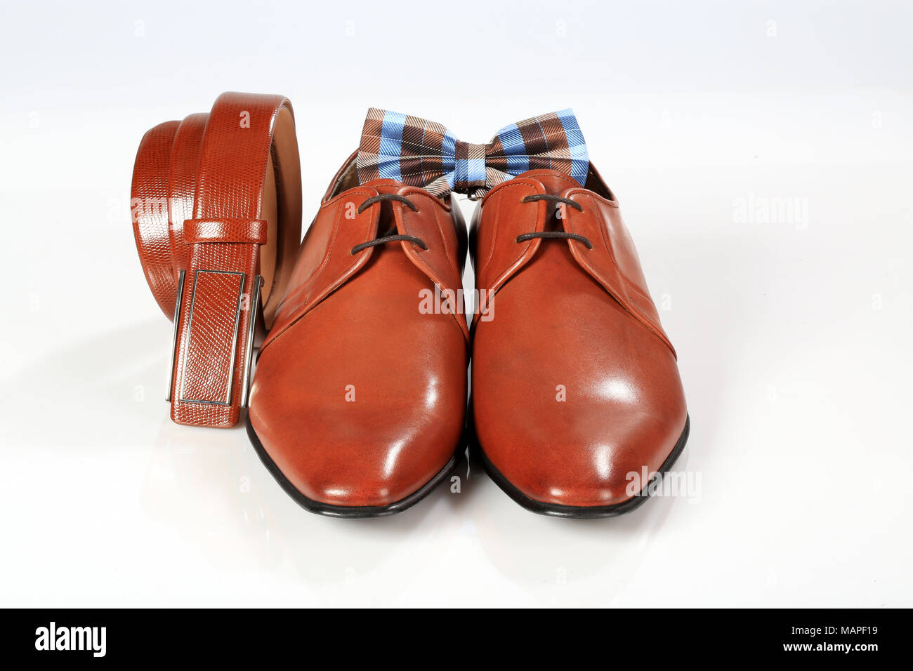 Tie belt hires stock photography and images Alamy