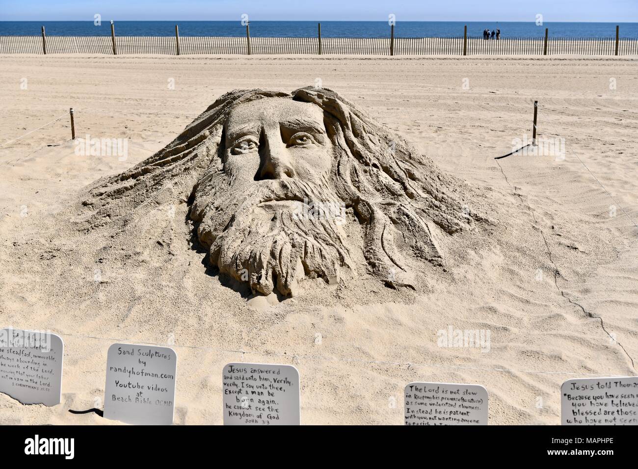 Sand sculpture of Jesus Christ on Easter Sunday at the Ocean City Maryland  beach, USA Stock Photo - Alamy