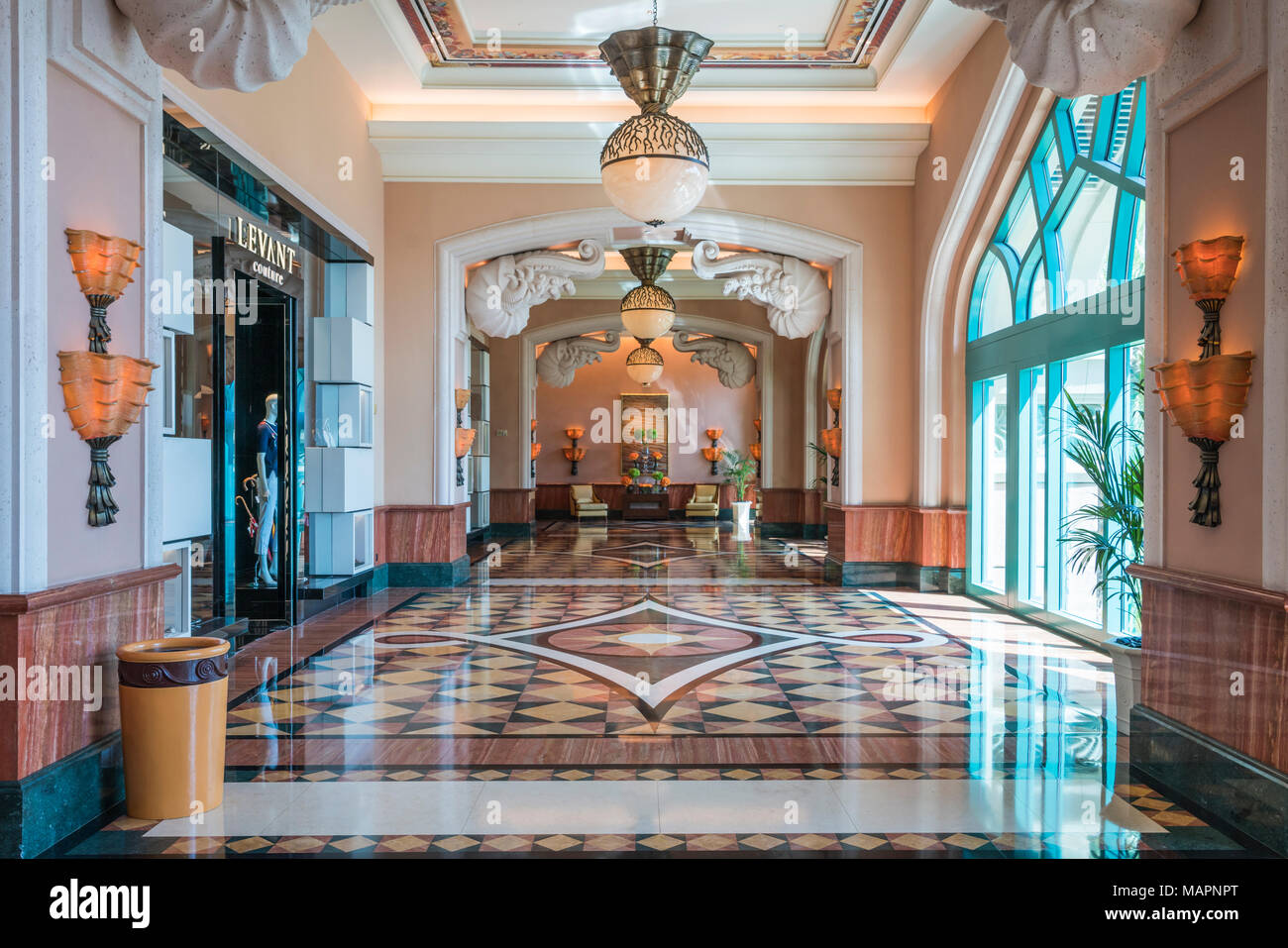 Interior decor of the Atlantis Palm Resort on The Palm in Dubai, UAE ...