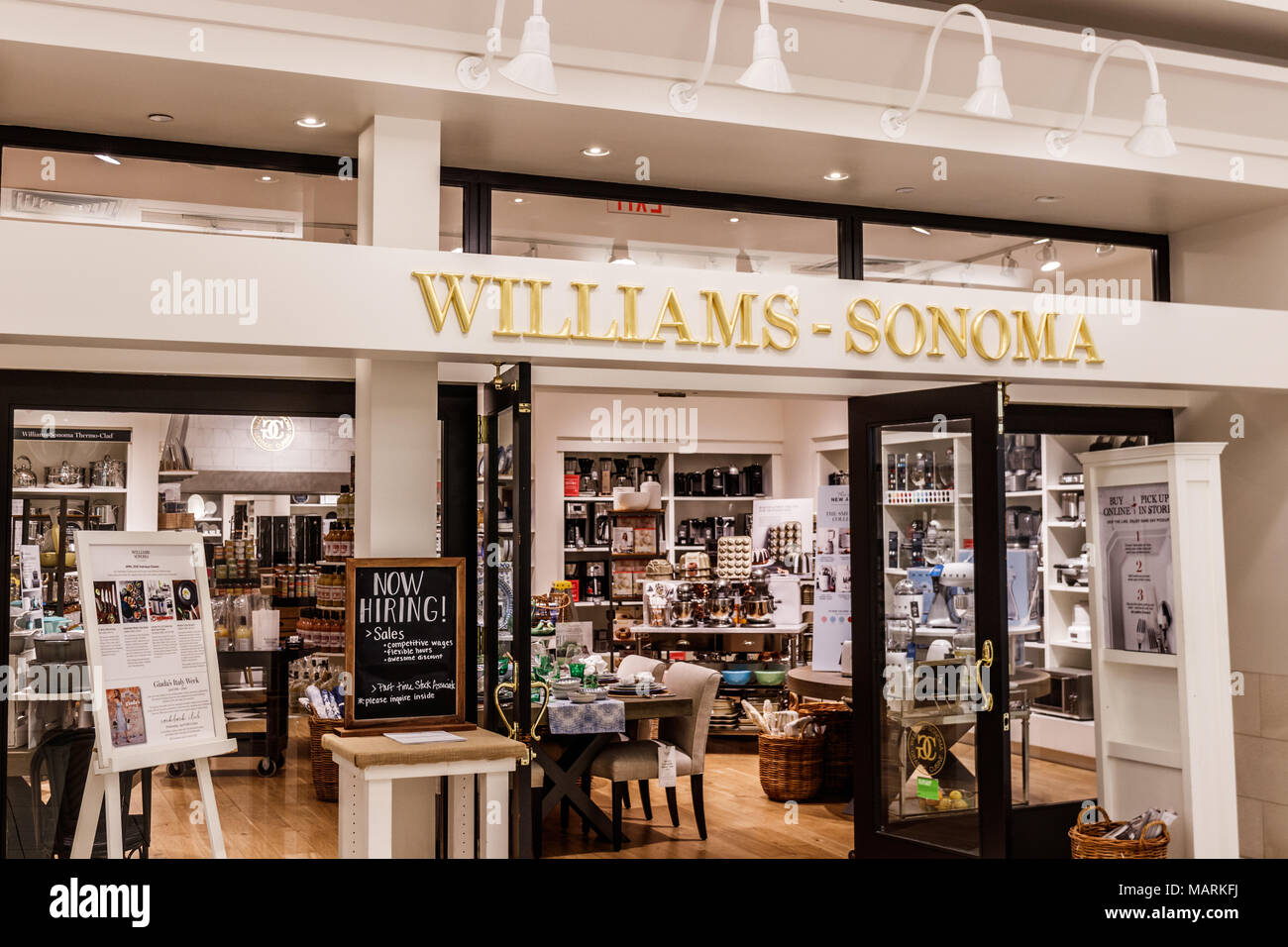 479 Williams Sonoma Images, Stock Photos, 3D objects, & Vectors