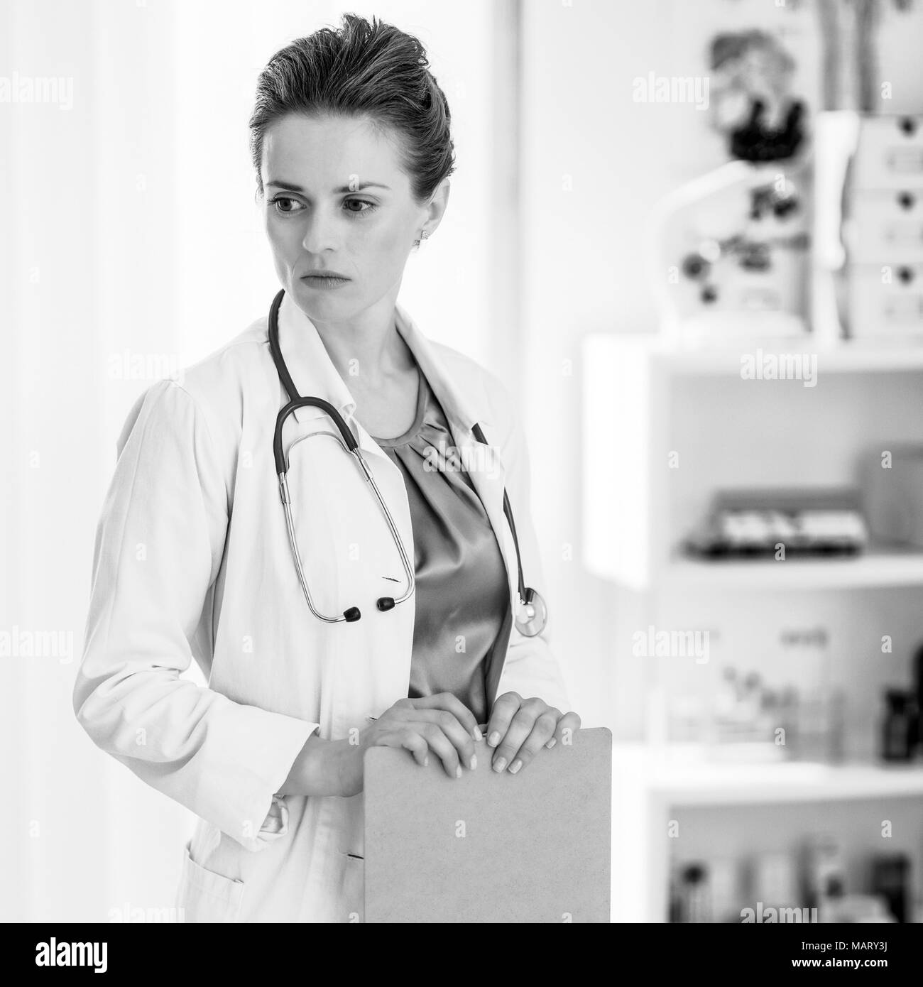 Medical doctor female Black and White Stock Photos & Images - Alamy