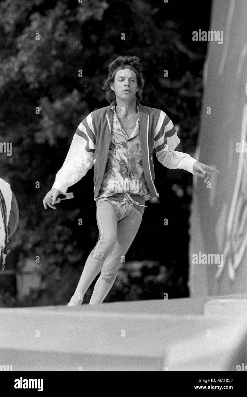 Mick Jagger of the Rolling Stones Roundhay Leeds 1982/credit Paul Cousans for Hickes Stock Photo