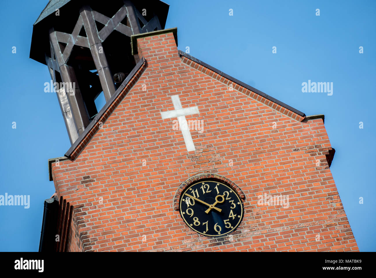 21 March 2018, Germany, Leiferde: The Evangelical Lutheran church of St. Viti. Photo: Hauke-Christian Dittrich/dpa Stock Photo