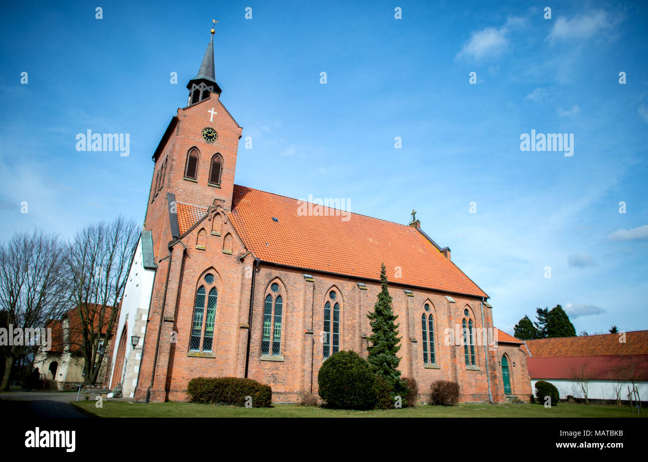 21 March 2018, Germany, Leiferde: The Evangelical-Lutheran church of St. Viti. Photo: Hauke-Christian Dittrich/dpa Stock Photo
